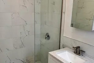 4121 W Montrose Ave, Chicago, IL 60641 - Photo 14