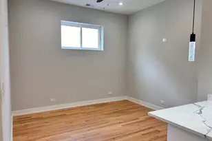 4121 W Montrose Ave, Chicago, IL 60641 - Photo 4