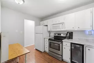 603 Garden Cir, Streamwood, IL 60107 - Photo 10