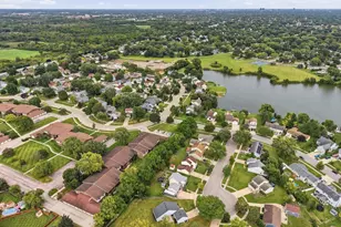 603 Garden Cir, Streamwood, IL 60107 - Photo 24