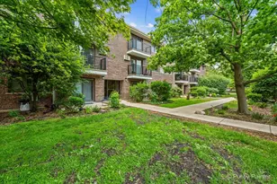 1220 S Lorraine Rd, Wheaton, IL 60189 - Photo 22