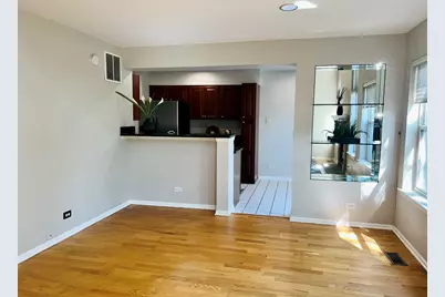 1560 E Chivalry Court, Palatine, IL 60074 - Photo 10