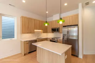 6747 S Langley Ave, Chicago, IL 60637 - Photo 6