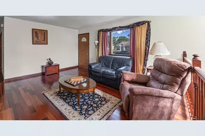645 Flagstaff Lane, Hoffman Estates, IL 60169 - Photo 2