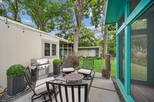 286 Avon Ave, Northfield, IL 60093 - Photo 34