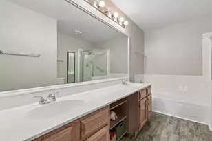 1410 Plum Ct, Mount Prospect, IL 60056 - Photo 20