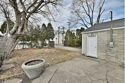 7142 N Keating Avenue, Lincolnwood, IL 60712 - Photo 28