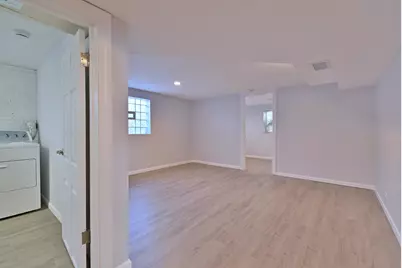 7142 N Keating Avenue, Lincolnwood, IL 60712 - Photo 24