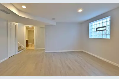 7142 N Keating Avenue, Lincolnwood, IL 60712 - Photo 26