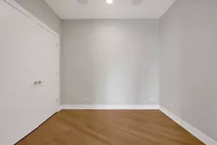 650 N Morgan St, Chicago, IL 60642 - Photo 12
