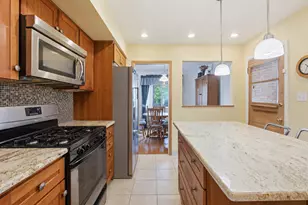 1103 Kenton Rd, Deerfield, IL 60015 - Photo 6