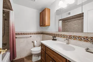 1103 Kenton Rd, Deerfield, IL 60015 - Photo 14