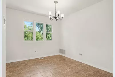 945 Surrey Court, Joliet, IL 60431 - Photo 8