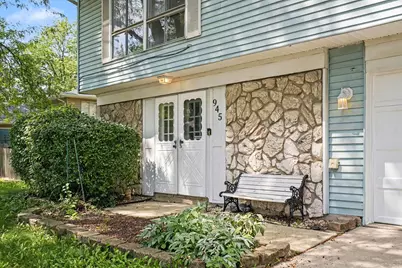 945 Surrey Court, Joliet, IL 60431 - Photo 2