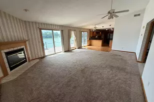 29 Shoreline Dr, Mansfield, IL 61854 - Photo 4