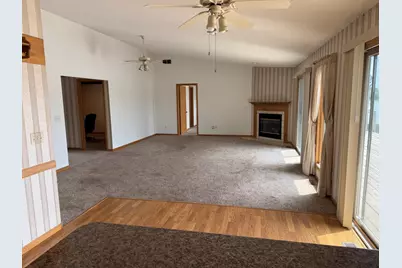 29 Shoreline Drive, Mansfield, IL 61854 - Photo 2