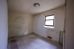 854 E Locust St, Kankakee, IL 60901 - Photo 10