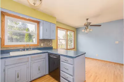 2950 Briarwood Drive W, Mount Prospect, IL 60056 - Photo 10