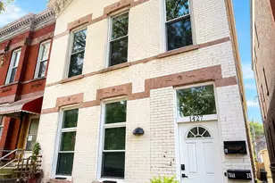 1427 W Superior St, Chicago, IL 60642 - Photo 1