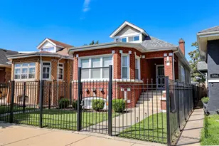 7708 S Wolcott Ave, Chicago, IL 60620 - Photo 2