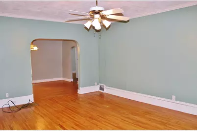 209 N McIntyre Street, Wilmington, IL 60481 - Photo 6