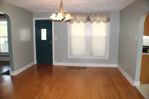 209 N McIntyre St, Wilmington, IL 60481 - Photo 10