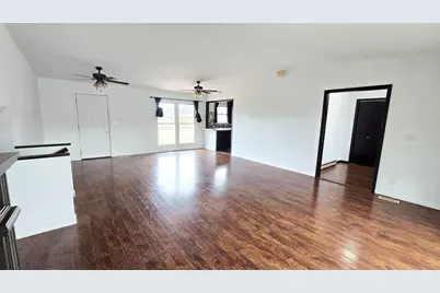 20 W Oak Park Drive, Centralia, IL 62801 - Photo 14