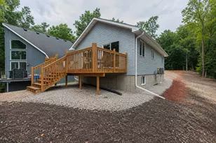 32 Magnolia Dr, Putnam, IL 61560 - Photo 1