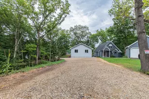 32 Magnolia Dr, Putnam, IL 61560 - Photo 28