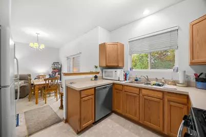 1256 Liberty Park Court #1256, Crest Hill, IL 60435 - Photo 4