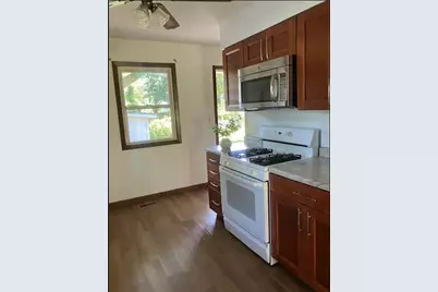 2109 W 7th St Street, Winthrop Harbor, IL 60096 - Photo 6
