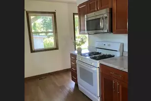 2109 W 7th St St, Winthrop Harbor, IL 60096 - Photo 6