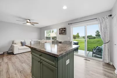 1088 Turin Drive, Hampshire, IL 60140 - Photo 8