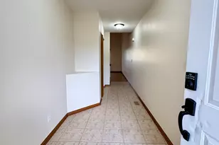 1149 Alexandria Dr, Sycamore, IL 60178 - Photo 2
