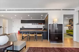 161 E Chicago Ave, Chicago, IL 60611 - Photo 16