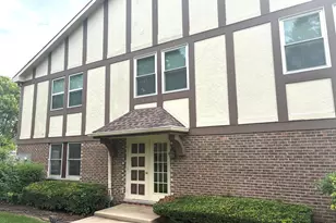 140 W Golf Rd, Libertyville, IL 60048 - Photo 1