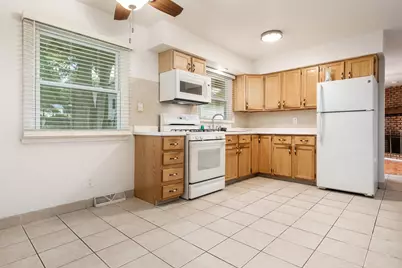 3916 Toft Street, Rockford, IL 61114 - Photo 6