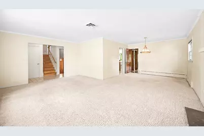 218 W Elm Street, Wheaton, IL 60189 - Photo 8