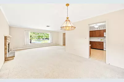 218 W Elm Street, Wheaton, IL 60189 - Photo 10