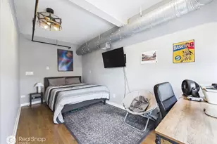 2221 N Lister Ave, Chicago, IL 60614 - Photo 8