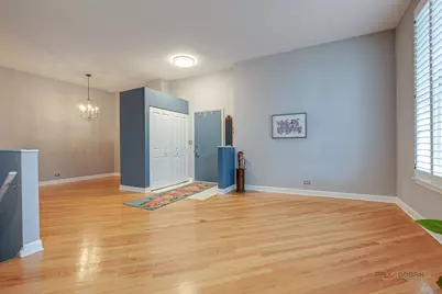 190 Leonard Wood S #106, Highland Park, IL 60035 - Photo 4