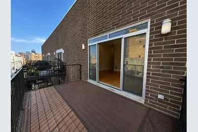 1002 W Van Buren Street #402, Chicago, IL 60607 - Photo 8