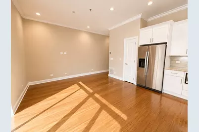 1002 W Van Buren Street #402, Chicago, IL 60607 - Photo 4