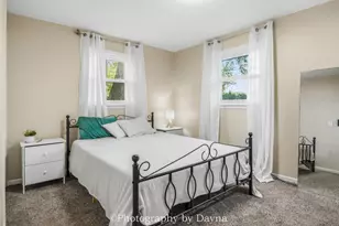 254 W Country Ct, Bourbonnais, IL 60914 - Photo 8
