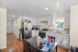 3641 W 57th St, Chicago, IL 60629 - Photo 4