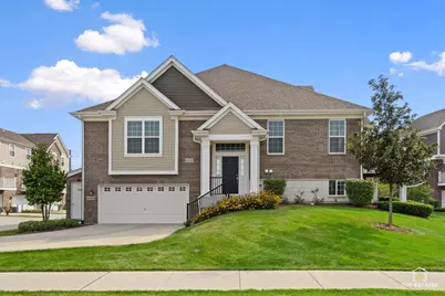 4450 Monroe Court, Naperville, IL 60564 - Photo 2