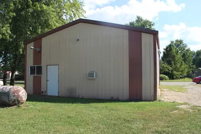 709 Thomas Street, Iuka, IL 62849 - Photo 10
