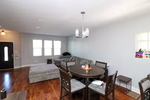 2922 N New England Ave, Chicago, IL 60634 - Photo 4