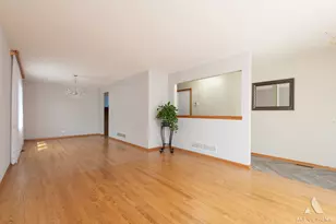 7712 Parkside Ave, Burbank, IL 60459 - Photo 10