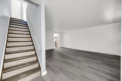 2303 E 100th Street, Chicago, IL 60617 - Photo 4